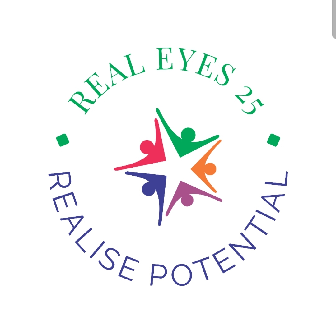 REALEYES25