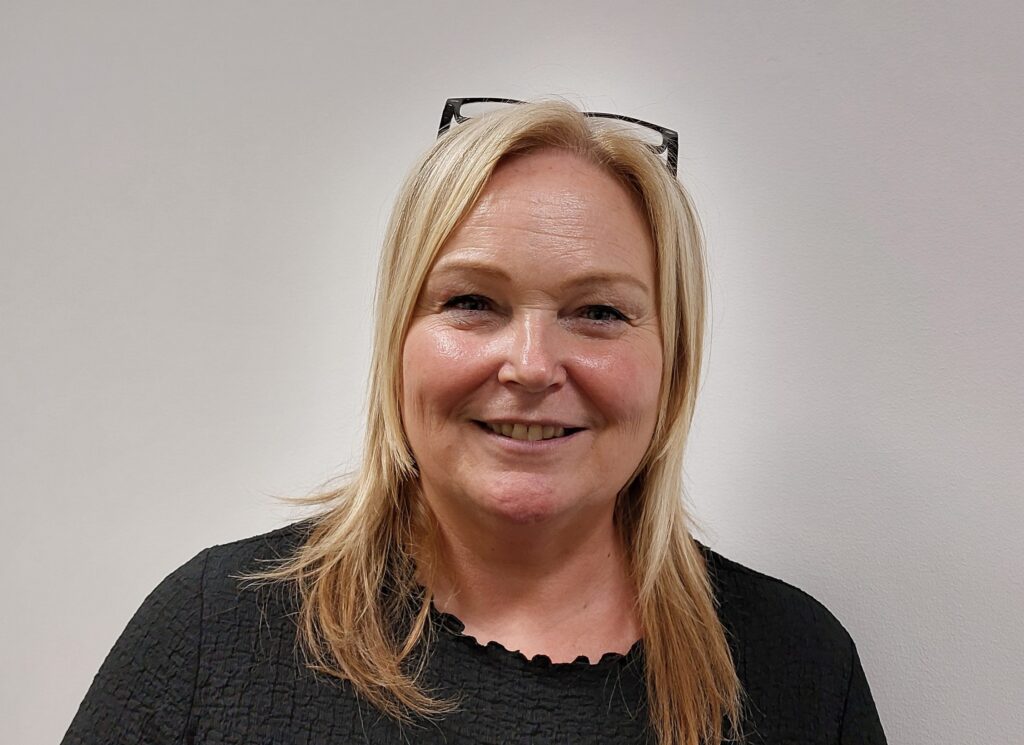Photo of Andrea Parr